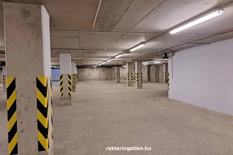Kiadó 951 m2 raktár 260 cm-es belmagassággal Budapest XI kerület Budafok