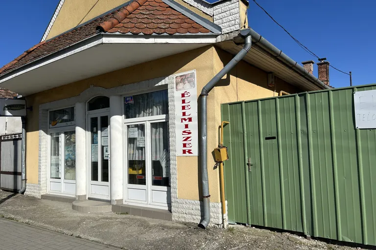 Tatárszentgyörgyön kemencés, bejáratott, 200 m2-es pékség és üzlethelyiség eladó!