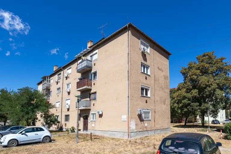 Miskolc Győri kapu, első emeleti 48 m²-es, 2 szobás lakás eladó