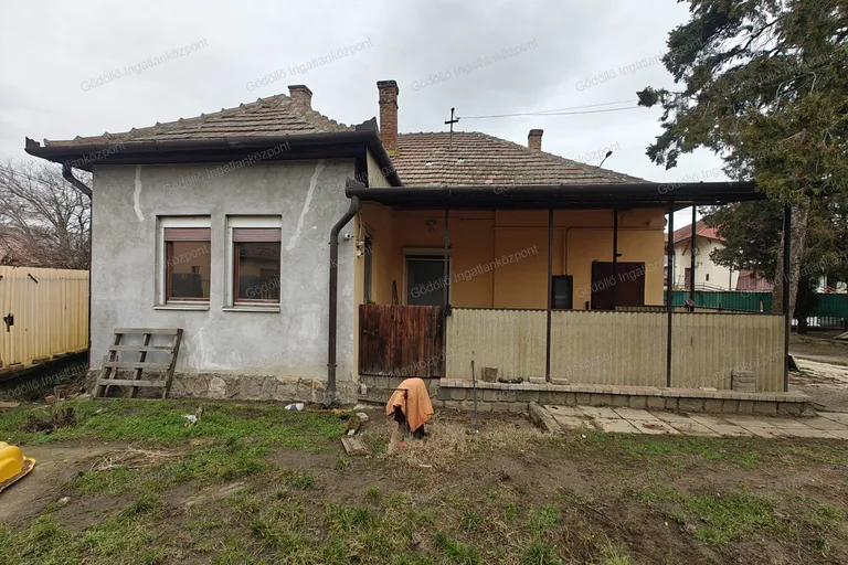 Eladó családi ház – Veresegyház