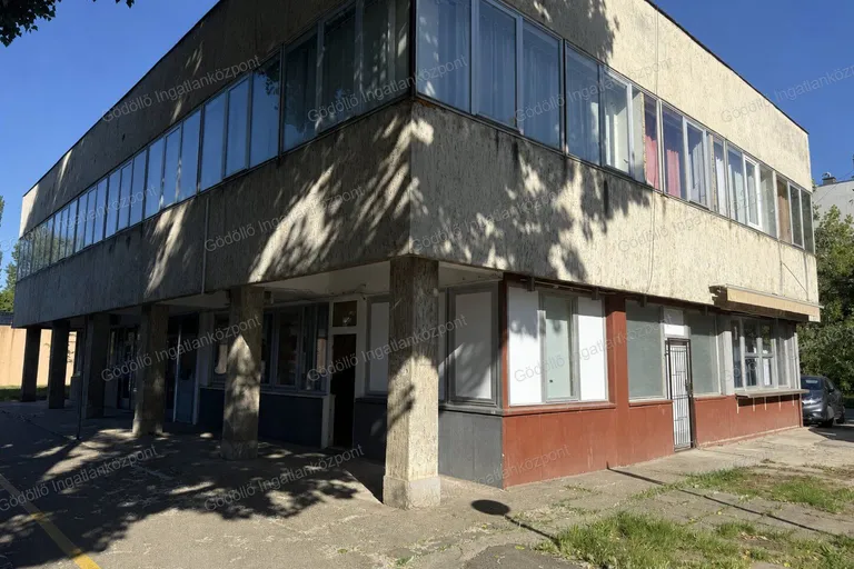 Eladó üzlethelyiség – Gödöllő