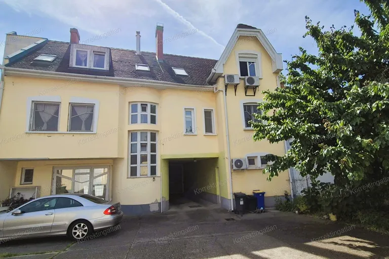 Eladó téglalakás – Kecskemét