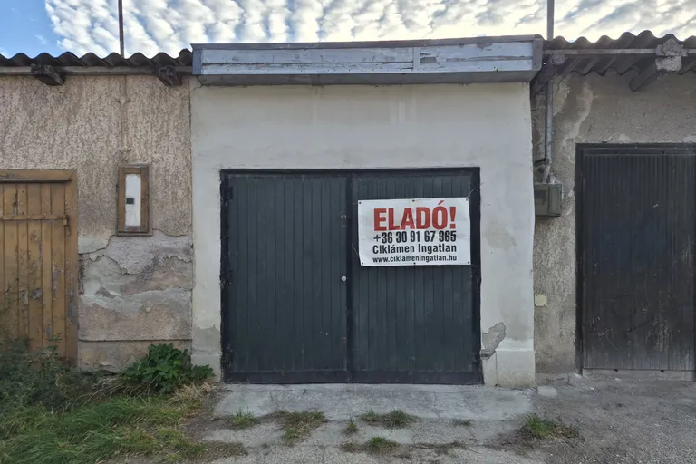 Garázs eladó