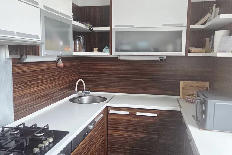 Hívja a tulajdonost, elérhetősége: Karl Brigitta +436606800995