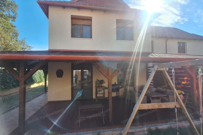 Eladó ikerház – Gödöllő