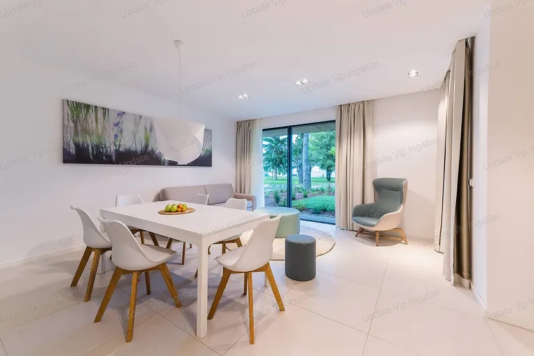 LUXUS APARTMAN TIHANYBAN, KÖZVETLENÜL A BALATON KÖZELÉBEN – PANORÁMÁVAL ÉS PARKOLÓVAL!