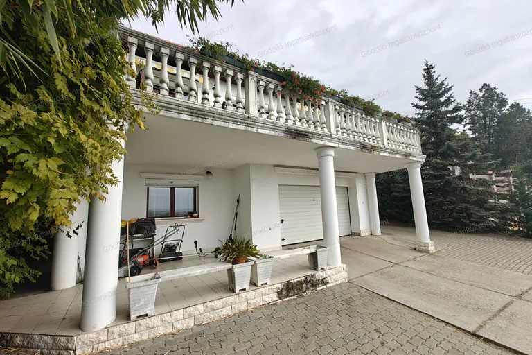 Eladó családi ház – Gödöllő